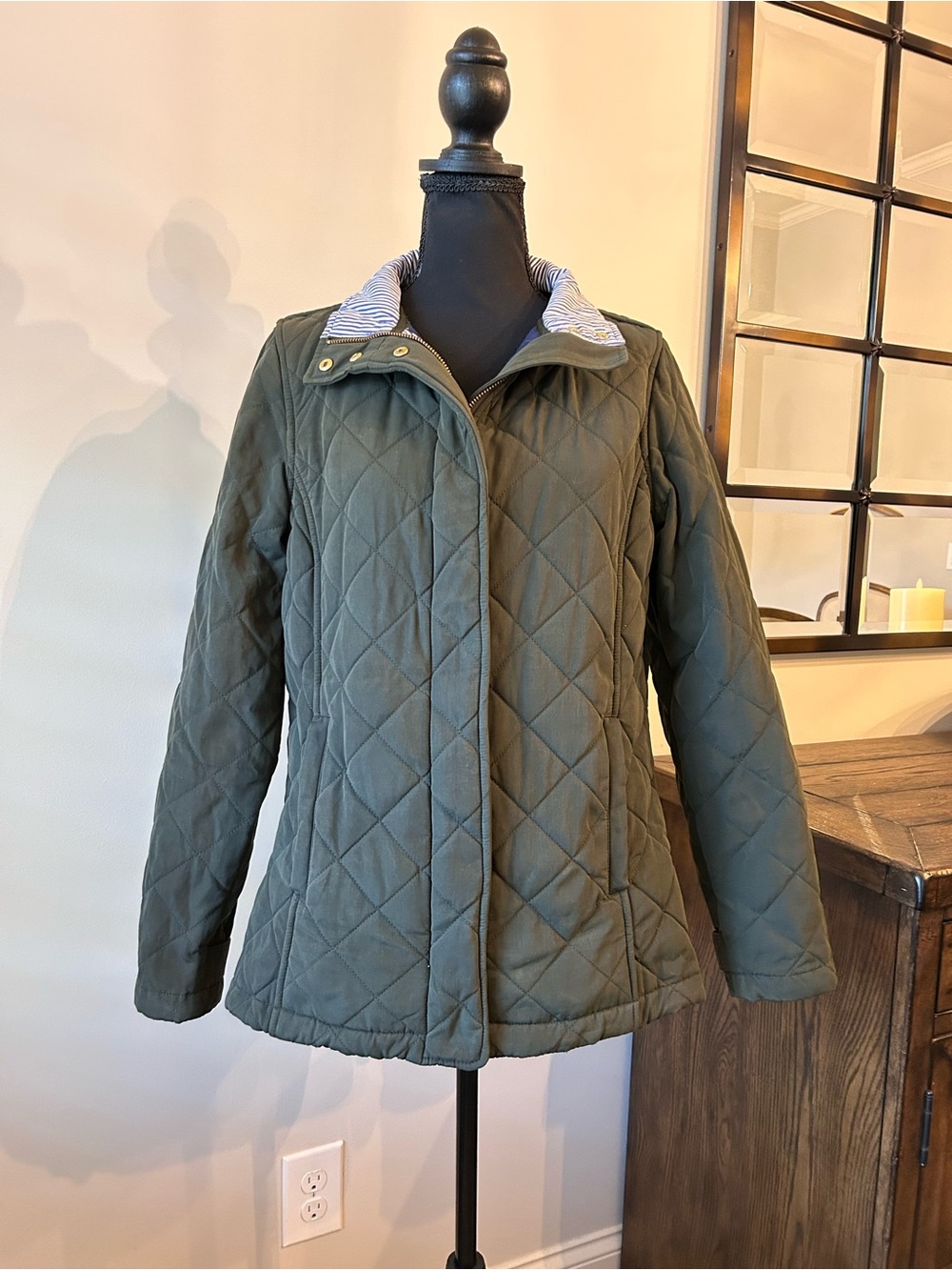 Vineyard Vines Women's Quilted Jacket